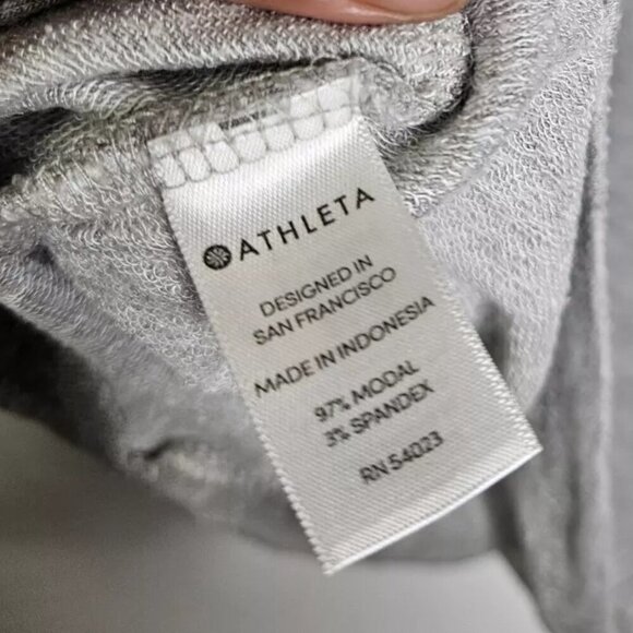 Athleta Nirvana Womens Heather Gray Twist Front Long Sleeve Sweatshirt Size Xs - Picture 9 of 9